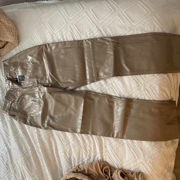 Abercrombie & Fitch Vegan Leather Curve Love 90’s Straight Leg Pants - Picture 6 of 6